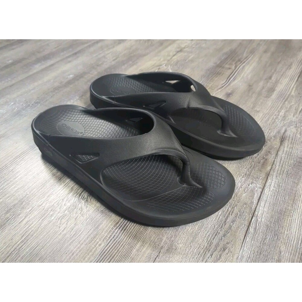 Oofos Ooriginal Flip Flop Sandals Men's Size 9 Women's 11 EU 42 Black Recovery